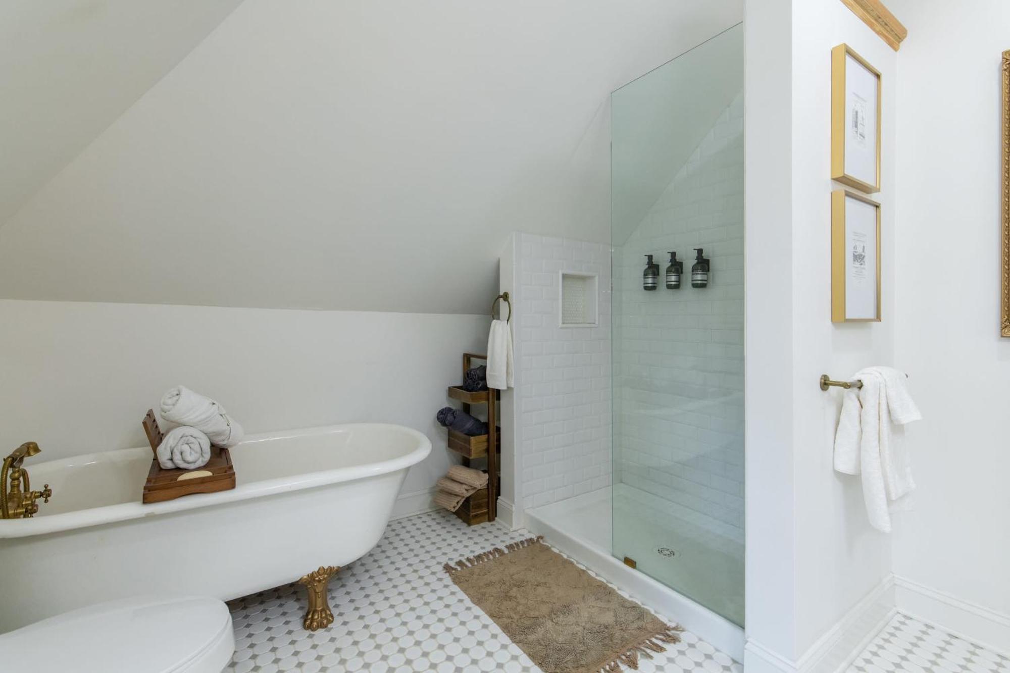 Loft On Capital - Ideally Located To Distilleries Frankfort Zewnętrze zdjęcie