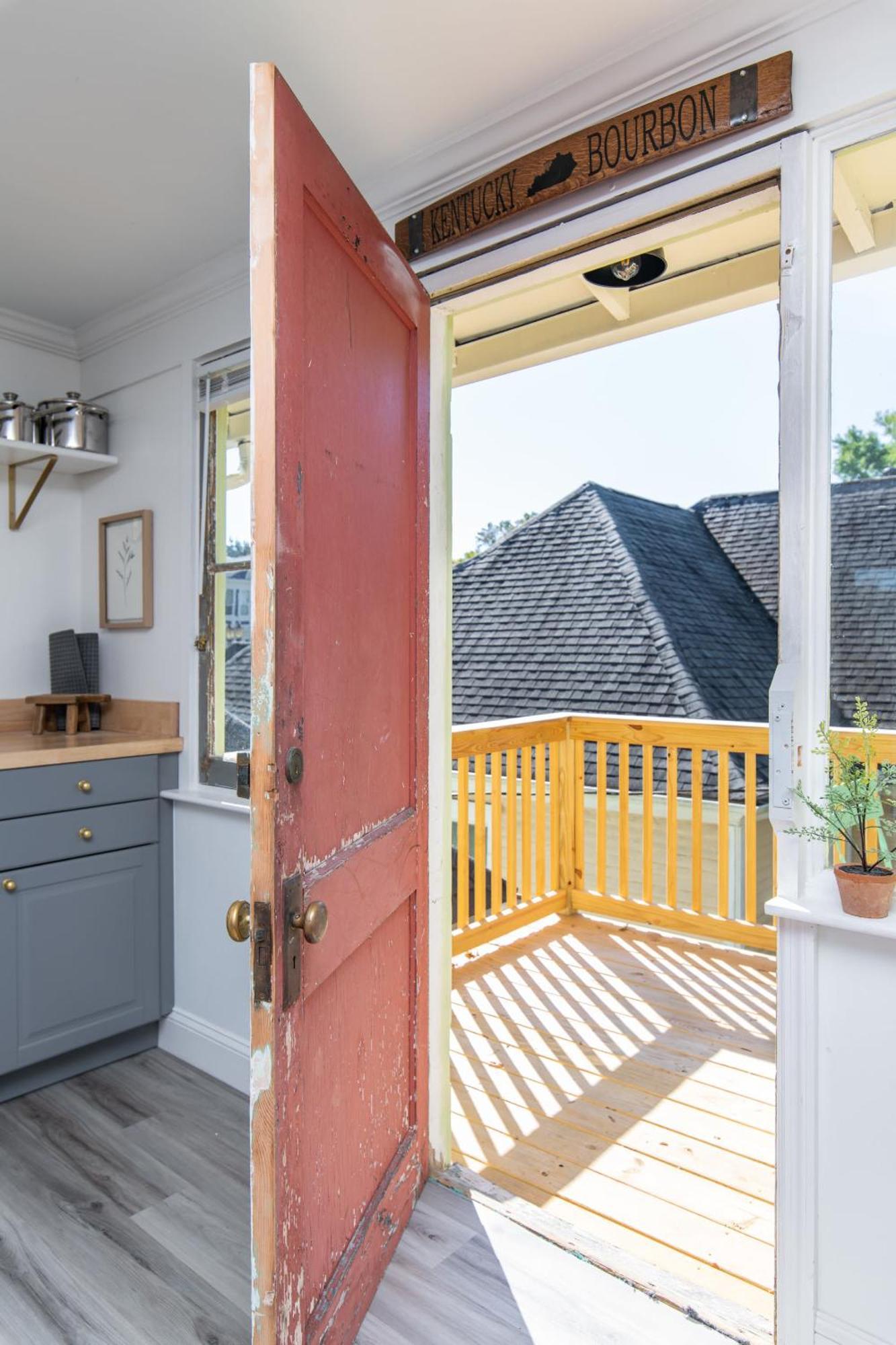 Loft On Capital - Ideally Located To Distilleries Frankfort Zewnętrze zdjęcie